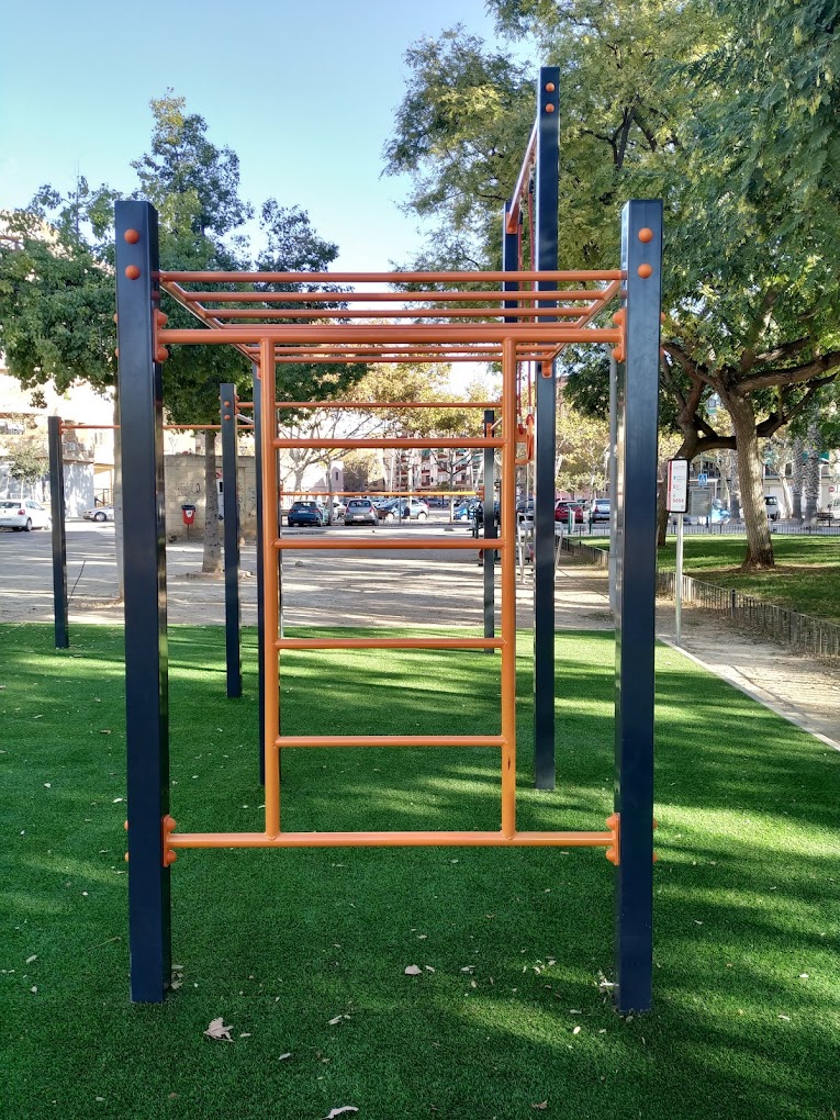 crossfit en BARRAS CALISTENIA XIRIVELLA