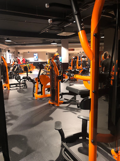 Basic – Fit Madrid Virgen Del Carmen, Madrid - Madrid