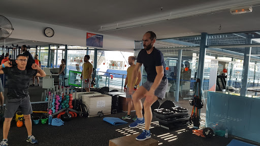 crossfit en COMPLEJO DEPORTIVO PANCRACIO SOCAS