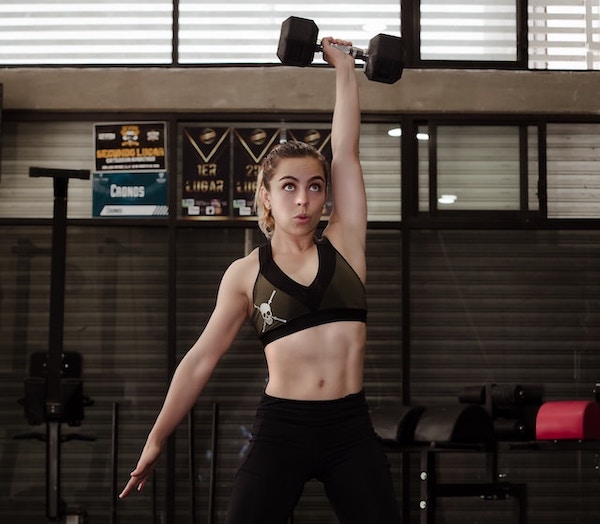 La guía definitiva para elegir la mejor ropa de crossfit y maximizar tu rendimiento